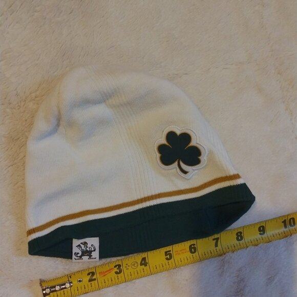 Reversible Notre Dame thin beanie. Hunter green on inside/white on out - Picture 10 of 10